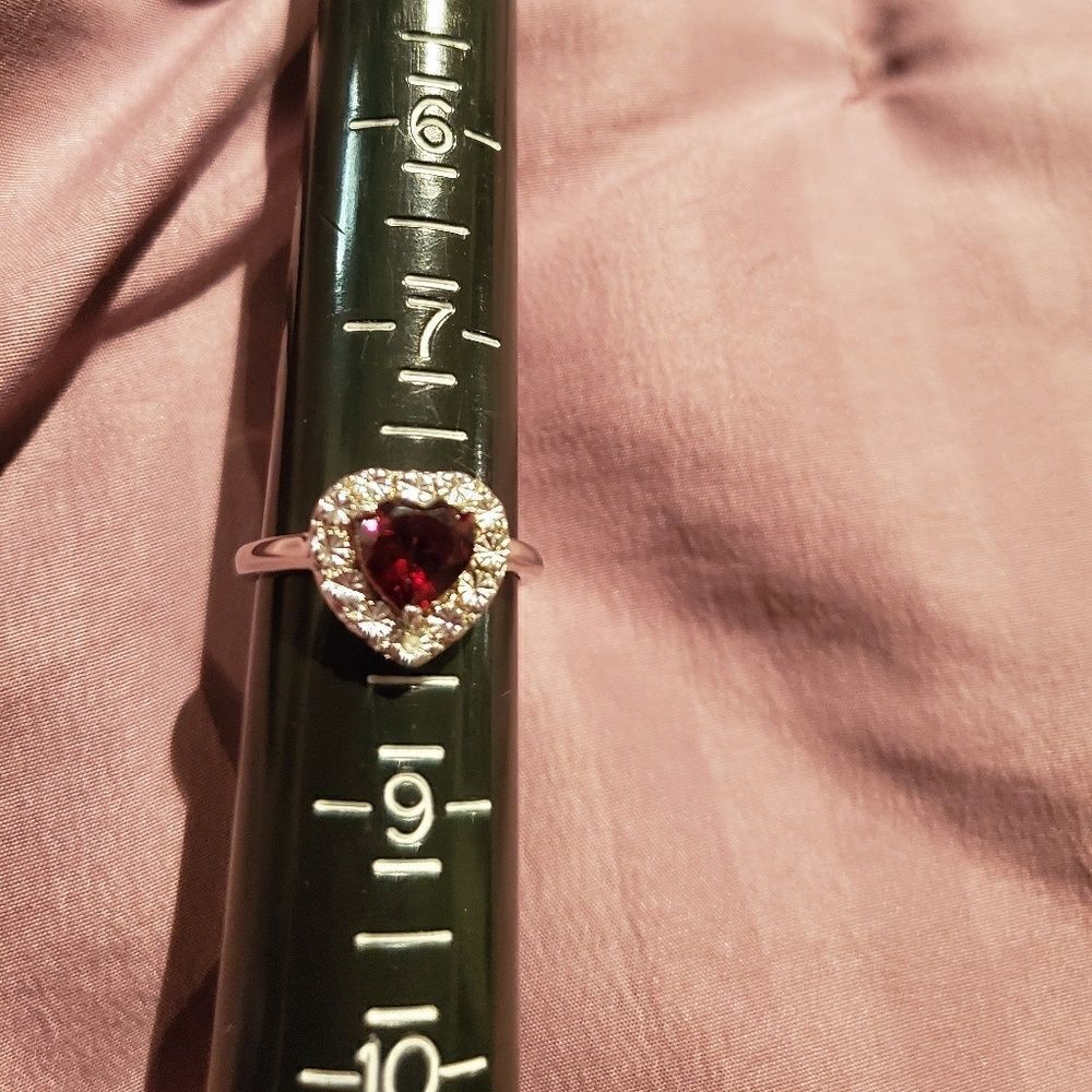 Garnet Ring - Picture 6 of 8